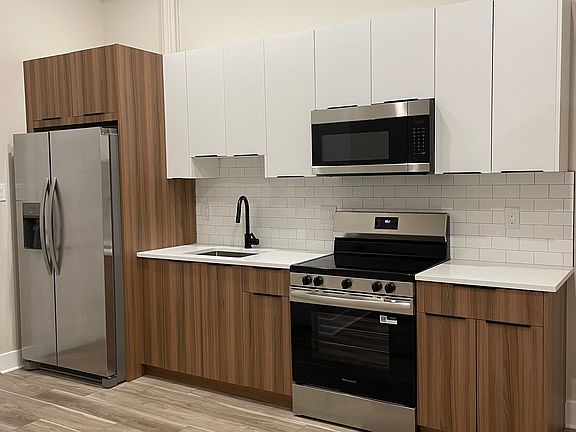 2nd image of 1042 N 48th St #104