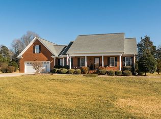 3414 Ashleys Pond Ct, Graham, NC 27253