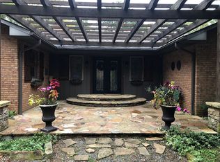 1098 Willis Cove Rd, Franklin, NC 28734