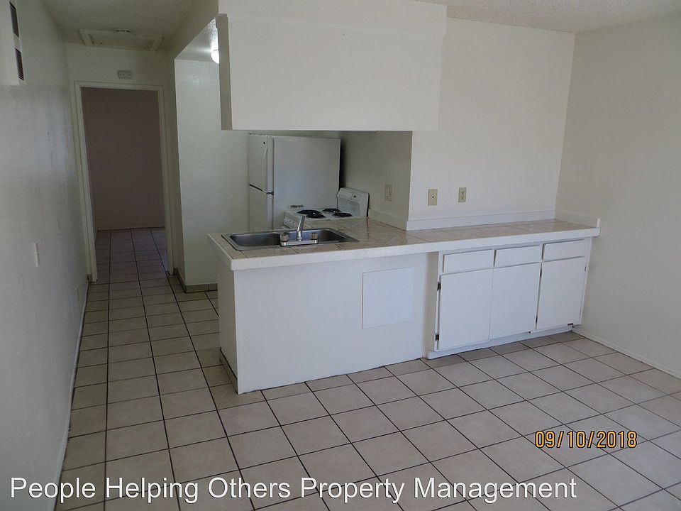 1st image of 4366 51st St APT 6