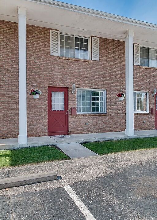 1st image of 8830 Nicollet Ave S APT 2