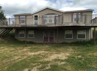 1471 County Rd S, Edon, OH 43518