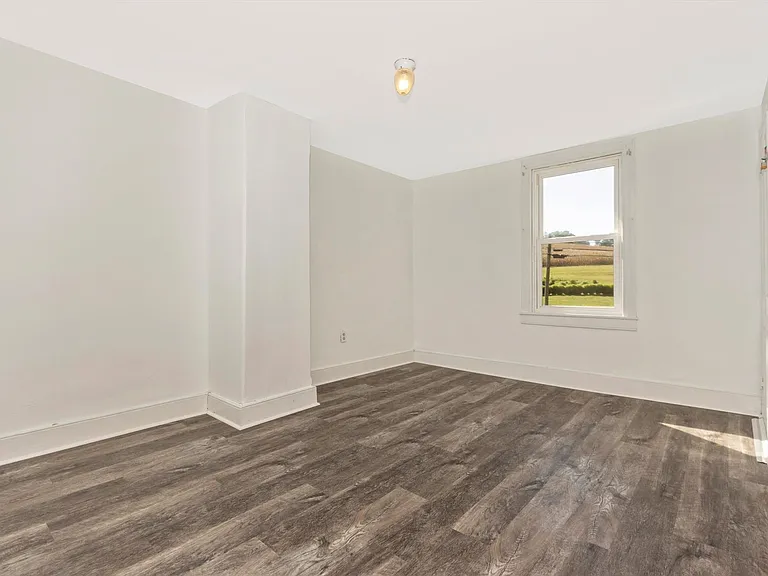 13634 Glissans Mill Rd — Photo 25