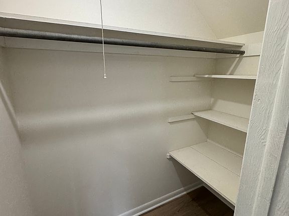5th image of 1093 Park Ave APT 1