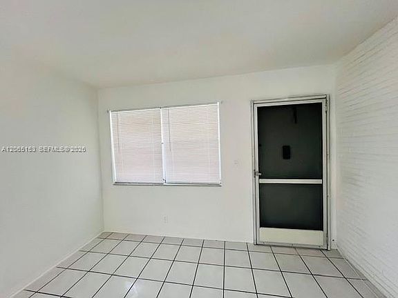 3rd image of 2901 Jackson St APT 1
