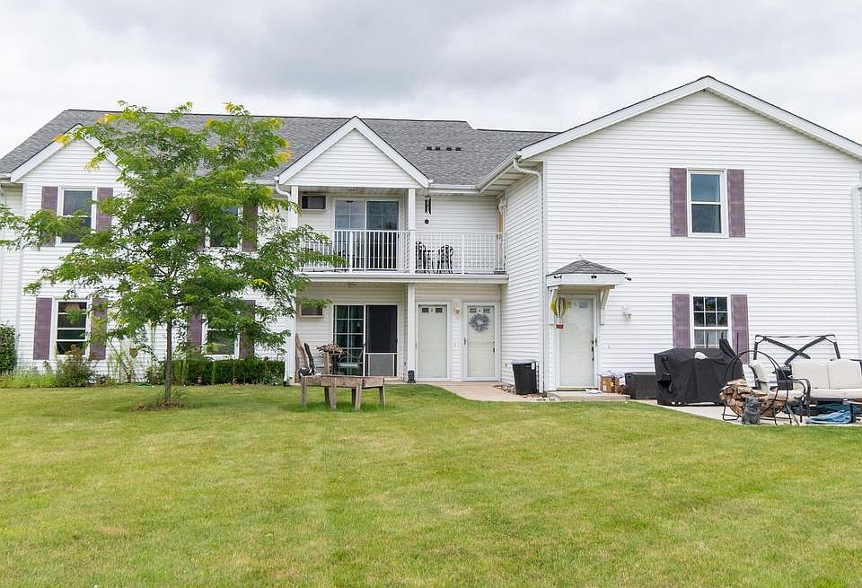 1st image of 294 Minz Park CIRCLE