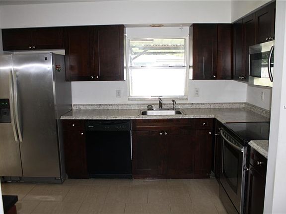4th image of 6407 Crest Hill Dr
