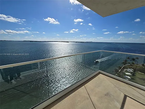800 Claughton Island Dr #1205 Photo 1