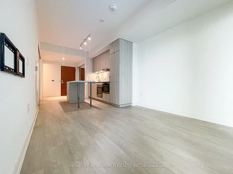 15 Queens Quay E #309 — Photo 9