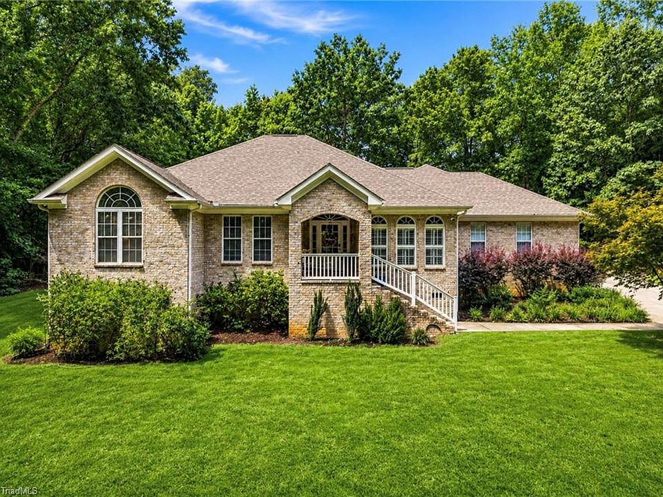 1st image of 5823 Big Oak Way
