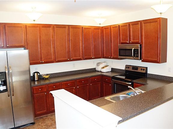 5th image of 2524 Leytonstone Dr
