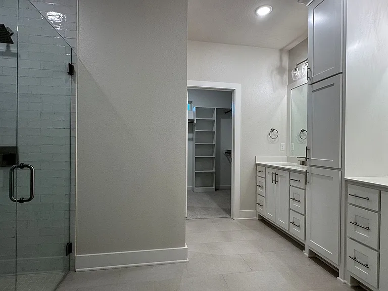 7035 Hillside Ave — Photo 25