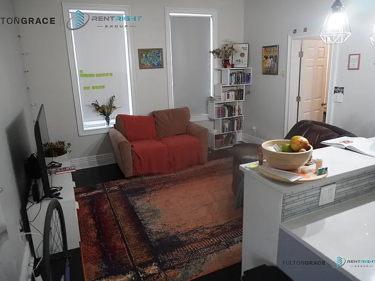 2031 W 23rd St #2 — Photo 23