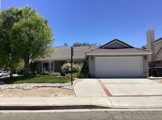 3522 W Avenue J2, Lancaster, CA 93536