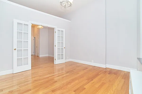 Rented by Living New York | media 13