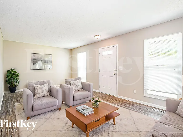 7272 Moonbay Ct — Photo 5