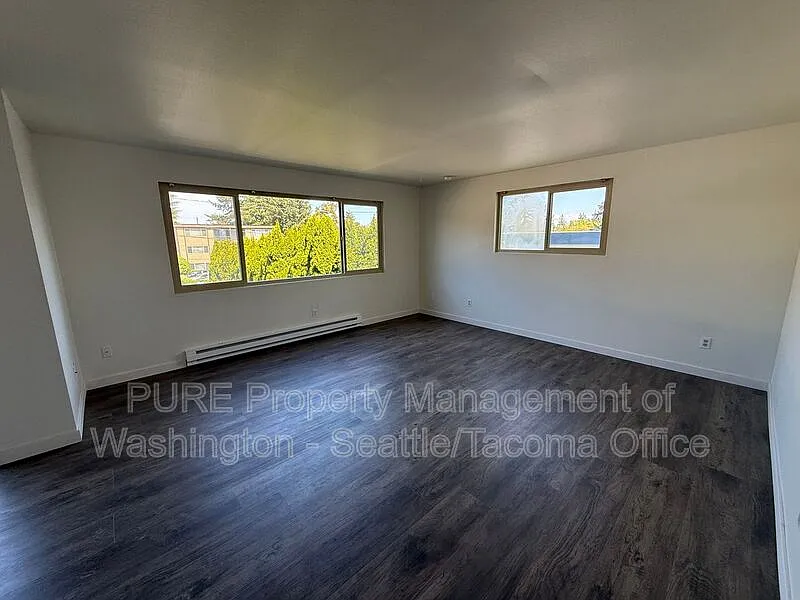 Building Photo - 417 SW 155th St #4