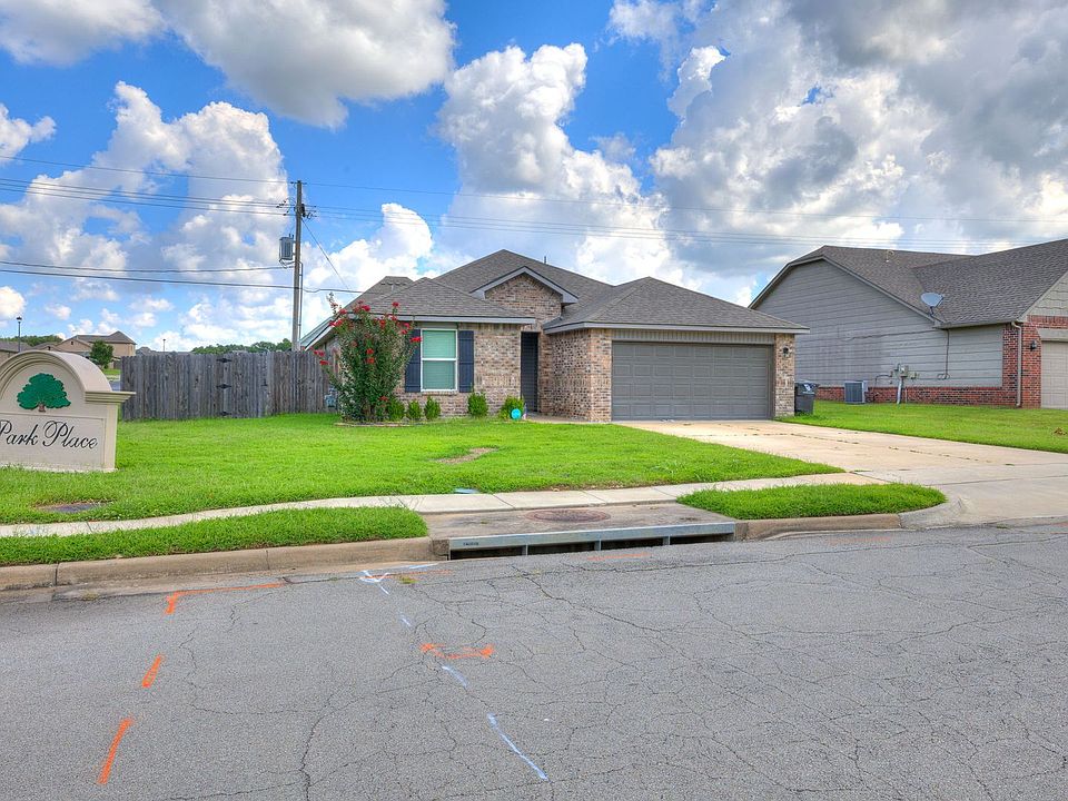 1st image of 3102 Debbie Ln