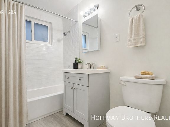 4th image of 1445 S Sherbourne Dr #11
