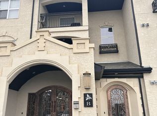 415 Hunter Rd #208B, Saskatoon, SK S7T0J9