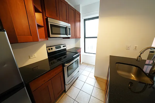 Rented by Corcoran | media 9