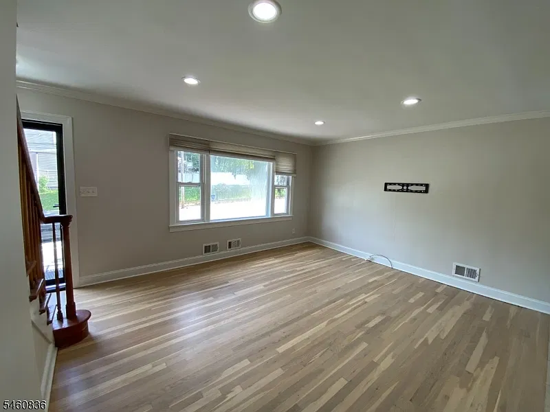 4 bed, 2.0 bath, $4,500 — Photo 4