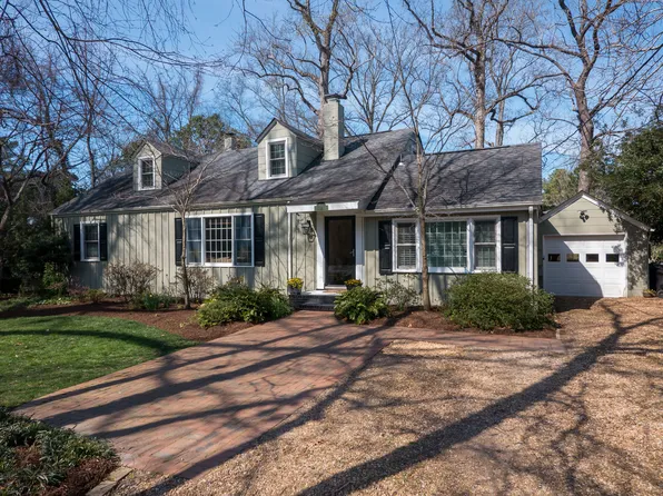 916 Abingdon Rd, Virginia Beach, VA 23451