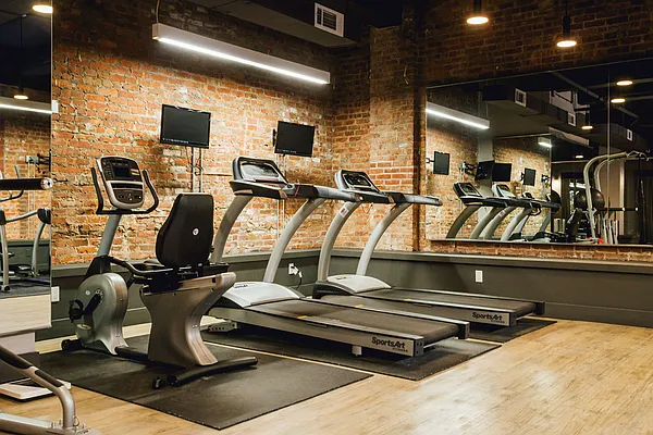 Rented by Nooklyn NYC LLC | media 68