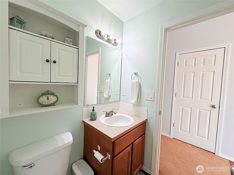 3rd image of 9121 Paradise View Street SE