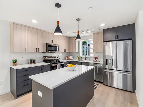 NEW! 15th Ave Townhomes, 8709 15th Ave NW #B, Seattle, WA 98117