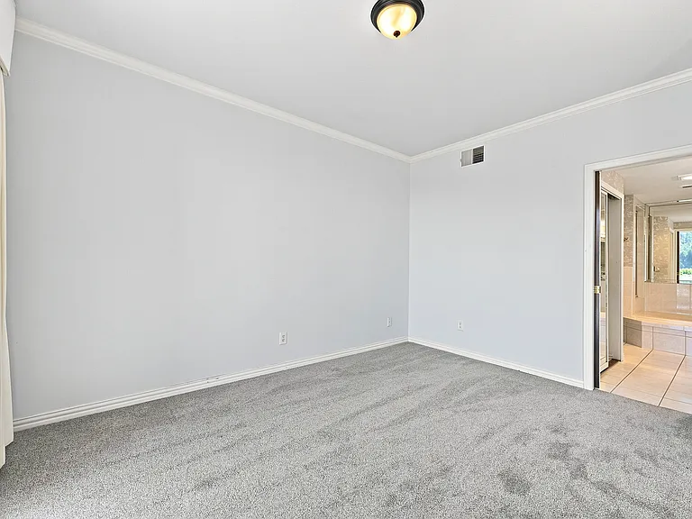 680 Ridgeside Dr #1 — Photo 17