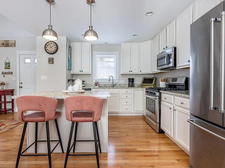 23 Lacosta Dr — Photo 7