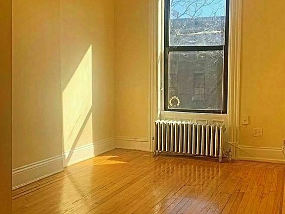 5th image of 350 Lafayette Ave