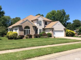 513 Jay Dr, Mount Vernon, IL 62864