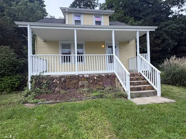 (undisclosed Address), East Haven, CT 06512