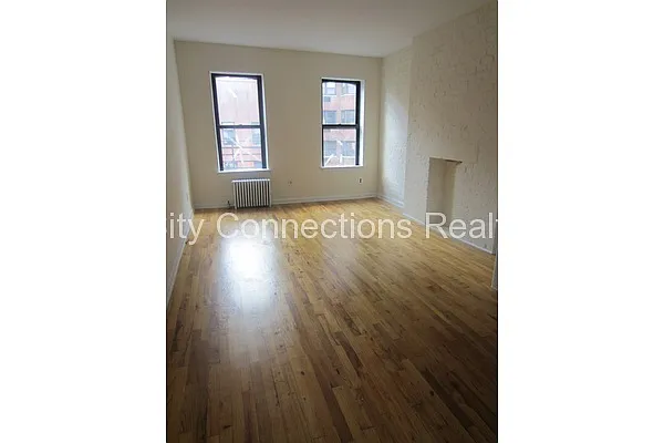 Rented by City Connections Realty | media 24