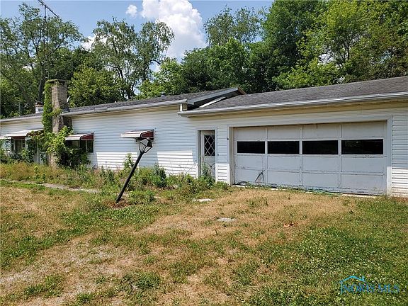 2nd image of 4162 Township Highway 141