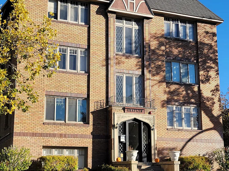 Graylyn Apartments — Photo 1
