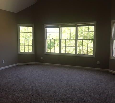 3rd image of 416 Treemont Dr