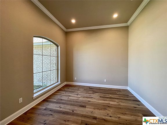 4th image of 1219 Logan Blvd