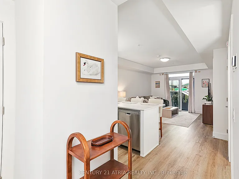 4 Kimberly Ln #124 — Photo 7