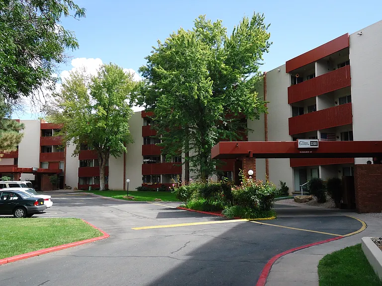 Three Fountains Apartments — Photo 21