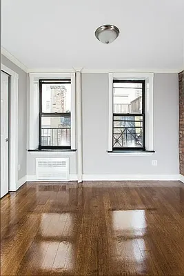 Rented by REAL New York | media 50