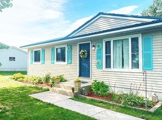 1870 Radcliffe Rd, Traverse City, MI 49685