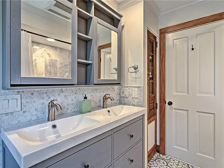 129 Dighton Ave — Photo 20