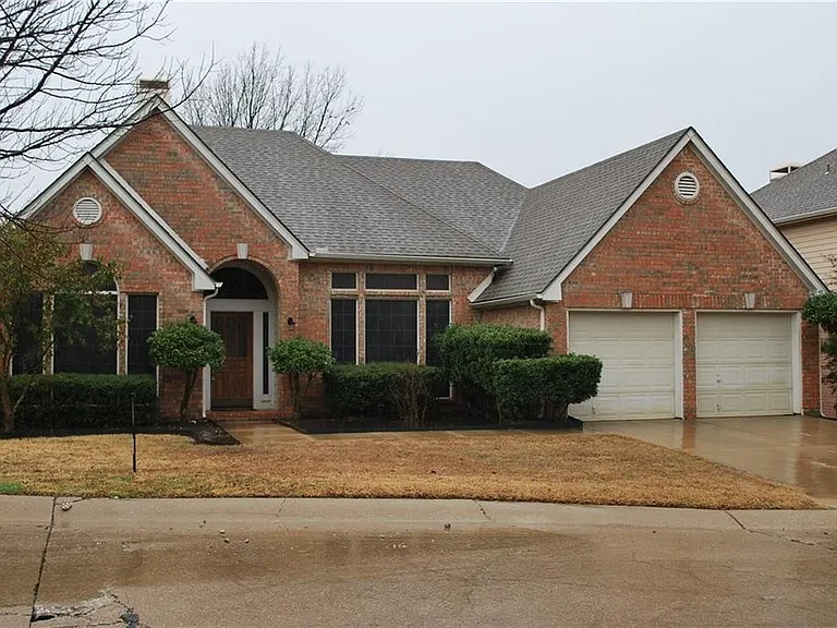 2685 Hillside Dr — Photo 29