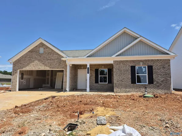 329 Emma Way, New Market, AL 35761