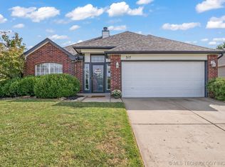 317 E Indianapolis St, Broken Arrow, OK 74012