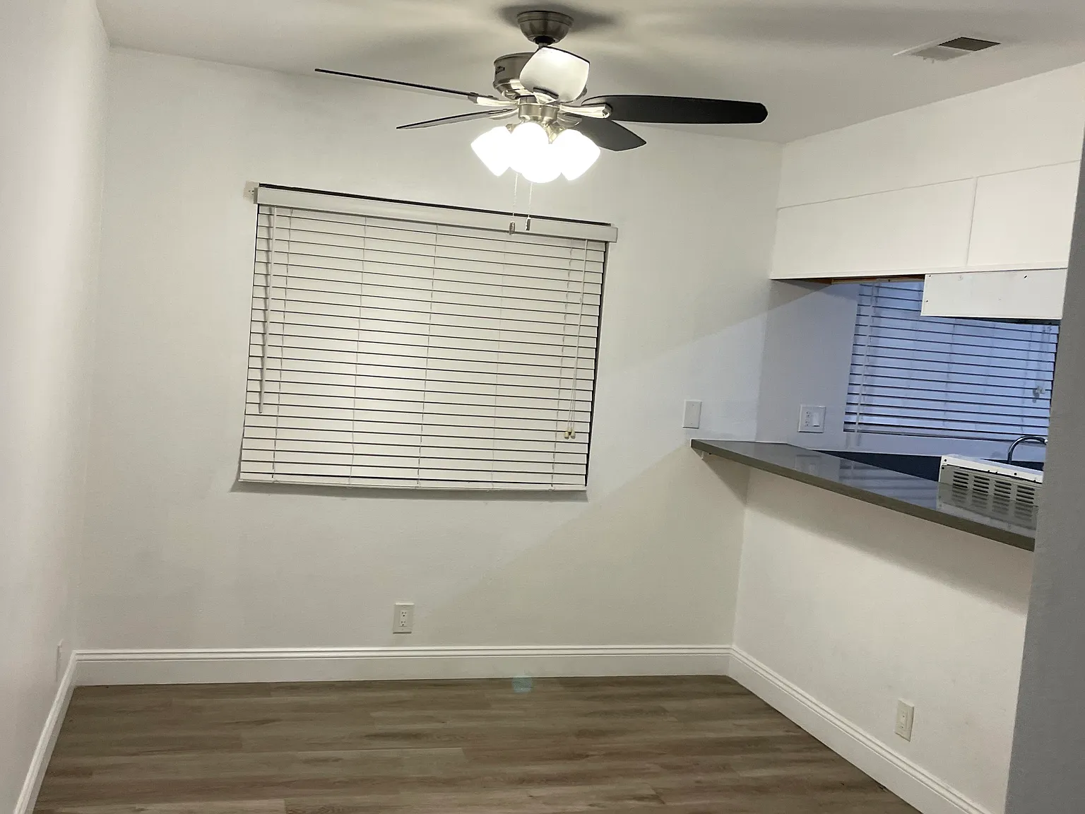 2 bed, 1.5 bath, 1100 sqft, $2,750 — Photo 2