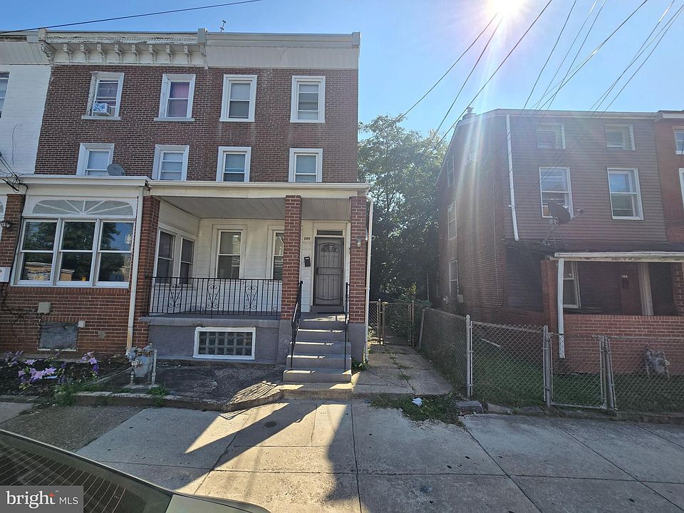1st image of 209 S 5th St